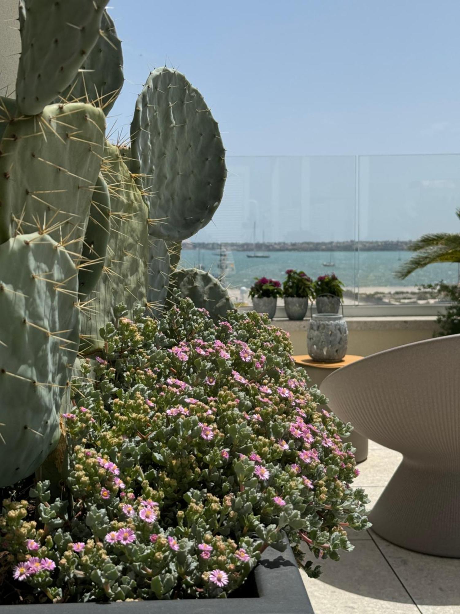 La Terrazza Sul Porto Panzió Szirakúza Kültér fotó